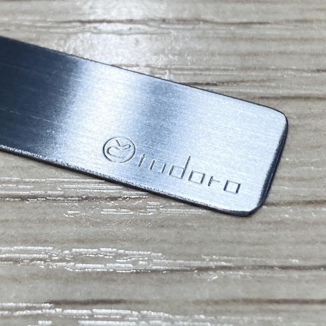 issun シンプルで小さいステンレスのしおり simple small stainless steel bookmark