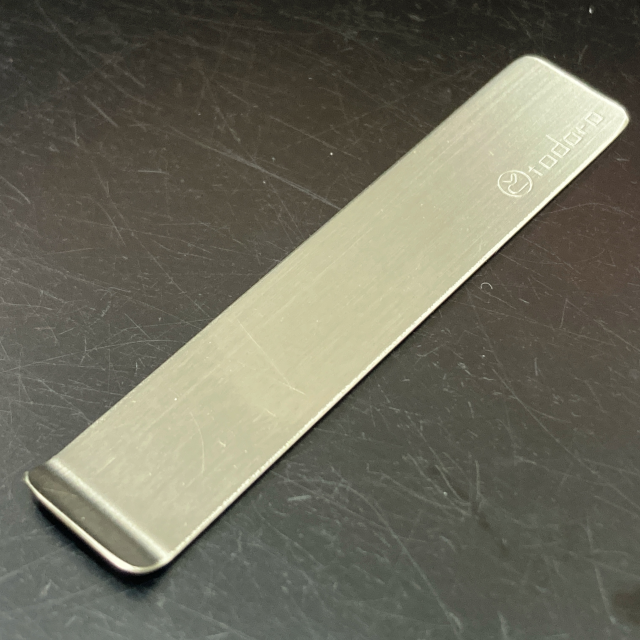 issun シンプルで小さいステンレスのしおり simple small stainless steel bookmark