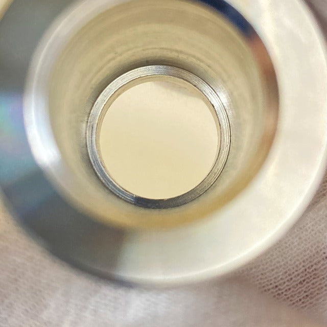 chikuwa ステンレス無垢材削り出しの1本用ペン立て(歯ブラシスタンド) Pen stand for a single pen machined from stainless steel (toothbrush stand)