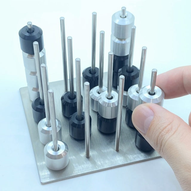 全て金属でできた立体四目並べ Connect four 3D made by metal only