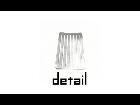 sunoko 財布にしまえる最も薄いカード型の携帯用靴べら The thinnest portable shoehorn you can store this in your wallet.